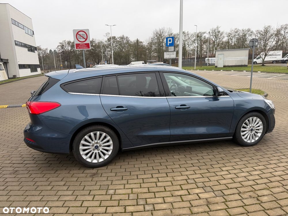 Ford Focus SW 1.0 EcoBoost S&S TITANIUM - 11