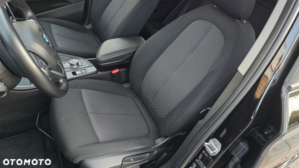 BMW X1 xDrive18d Sport - 23