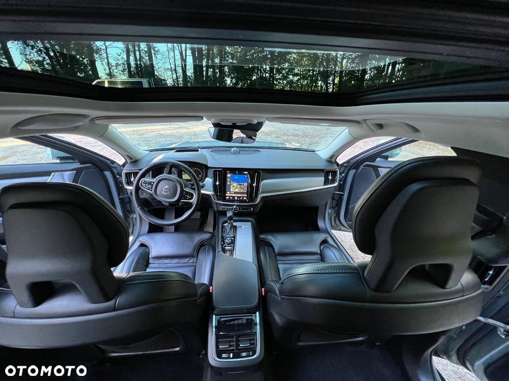 Volvo V90 Cross Country D5 AWD - 19