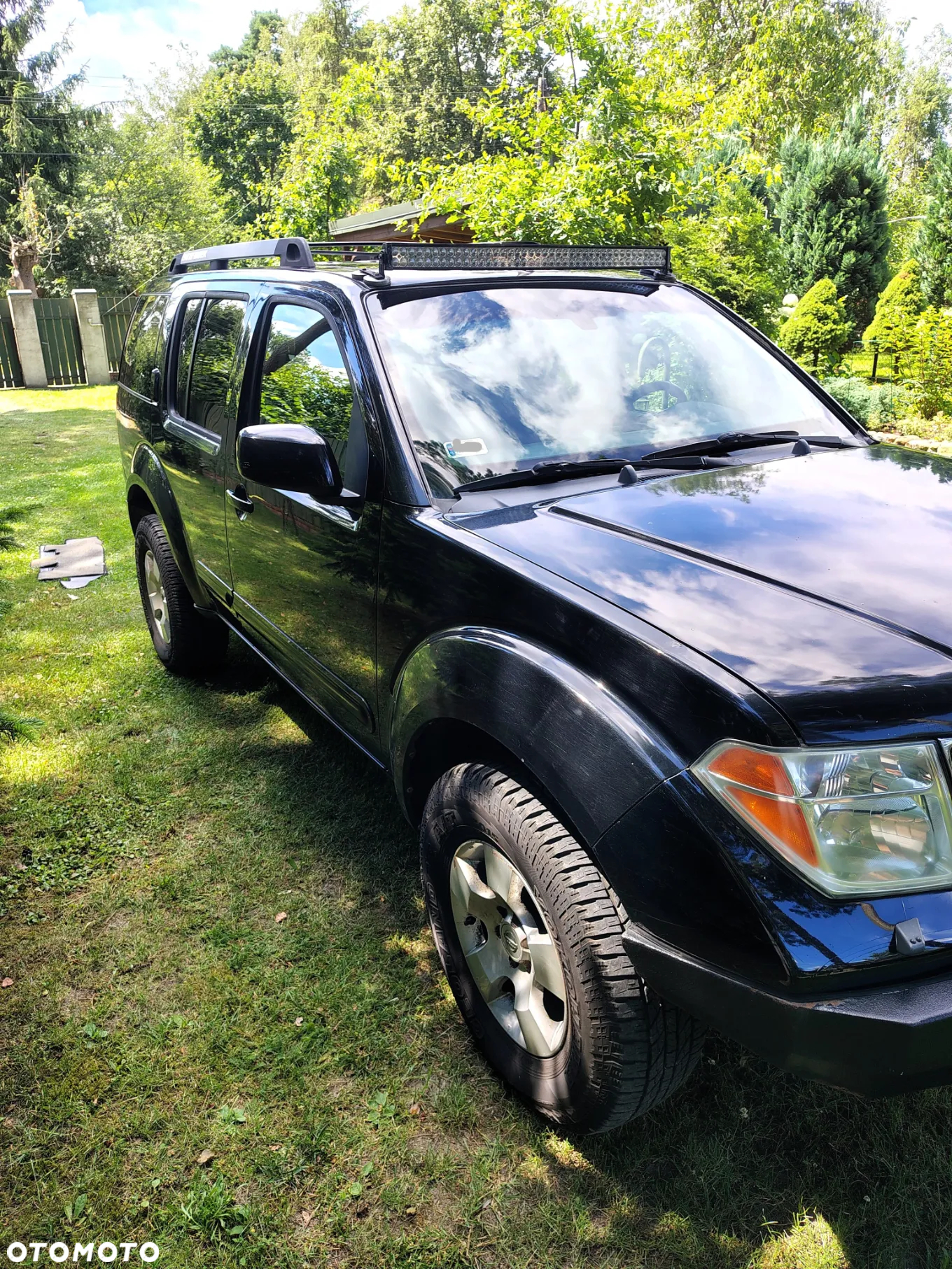 Nissan Pathfinder 4.0 V6 LE - 12