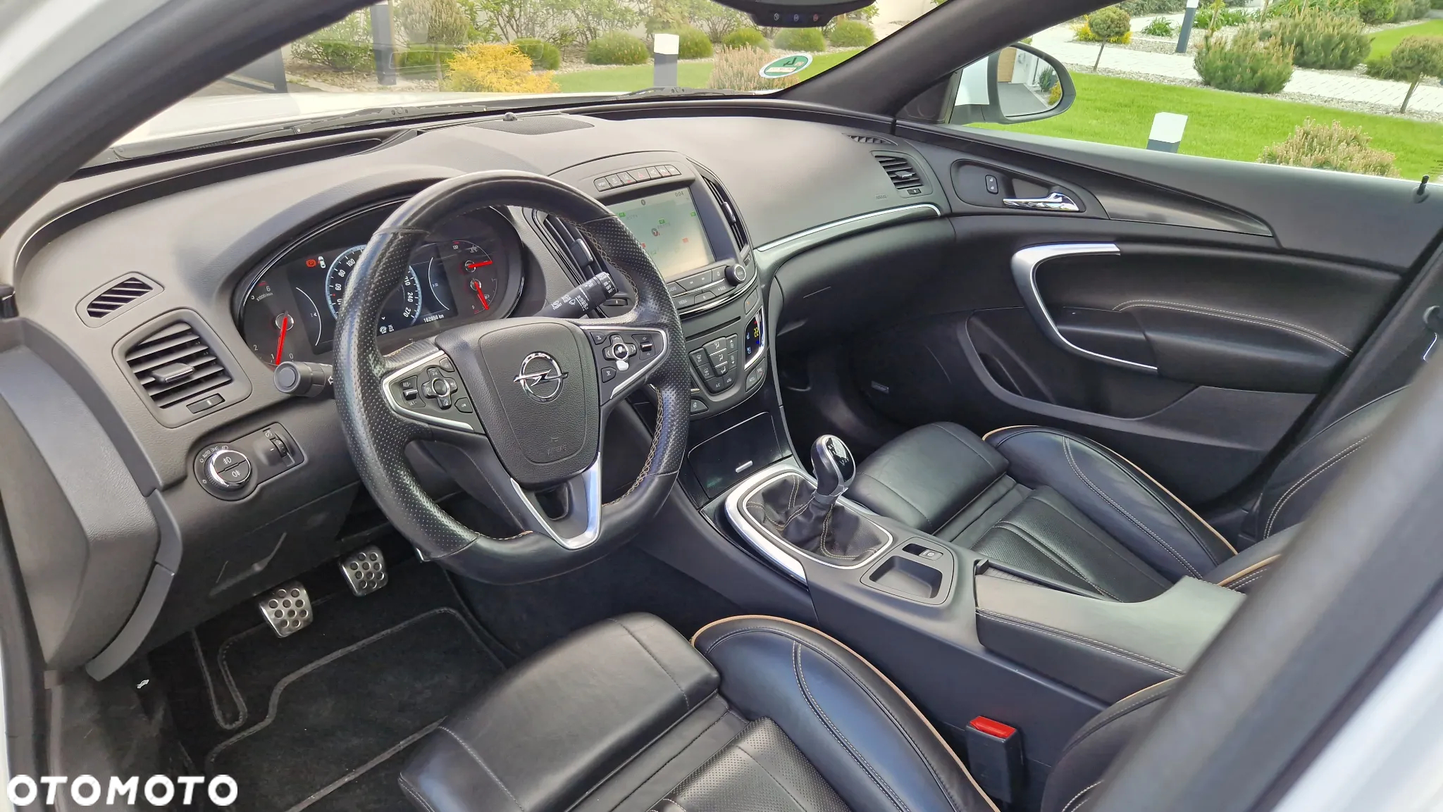 Opel Insignia Country Tourer 2.0 Diesel 4x4 Exclusive - 16