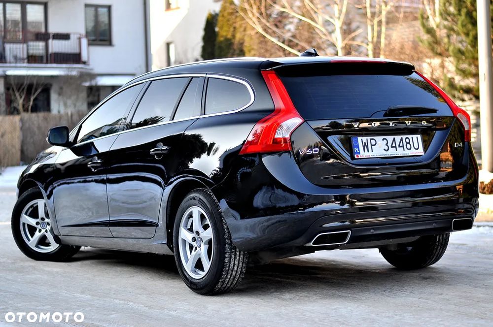 Volvo V60 D4 Geartronic Summum - 9
