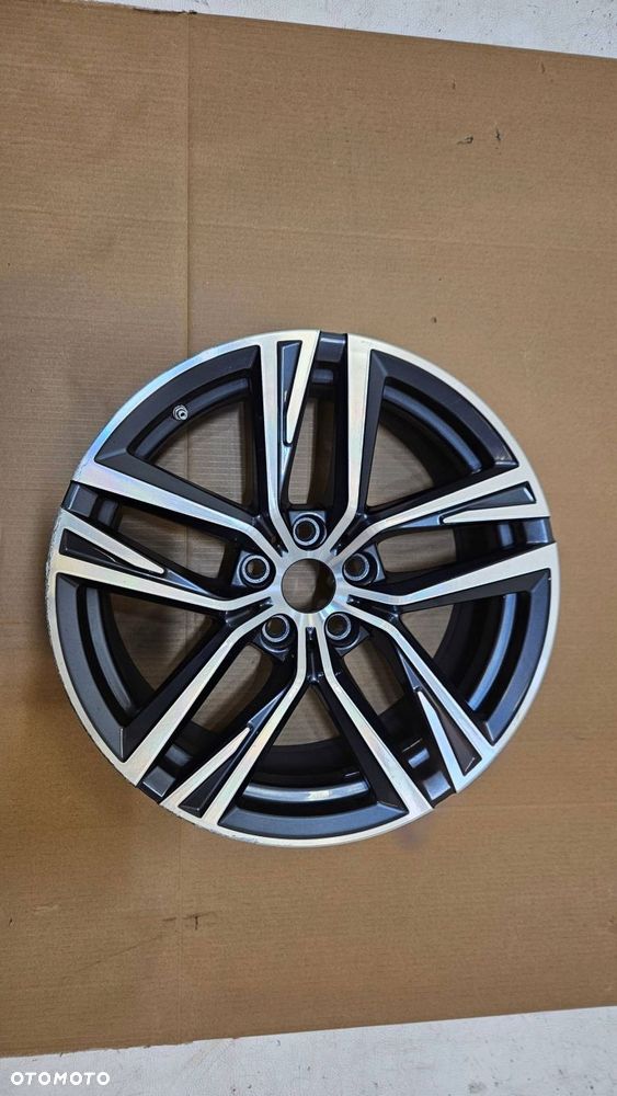 felga aluminiowa bmw i4 g26 18'' 8,5j et36 5x112 5a1e212 - 1