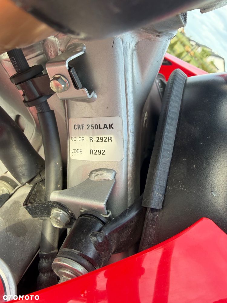 Honda CRF - 4