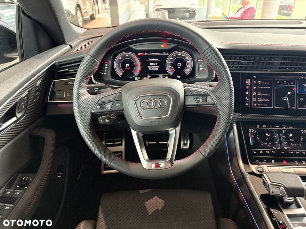 Audi Q8 - 11
