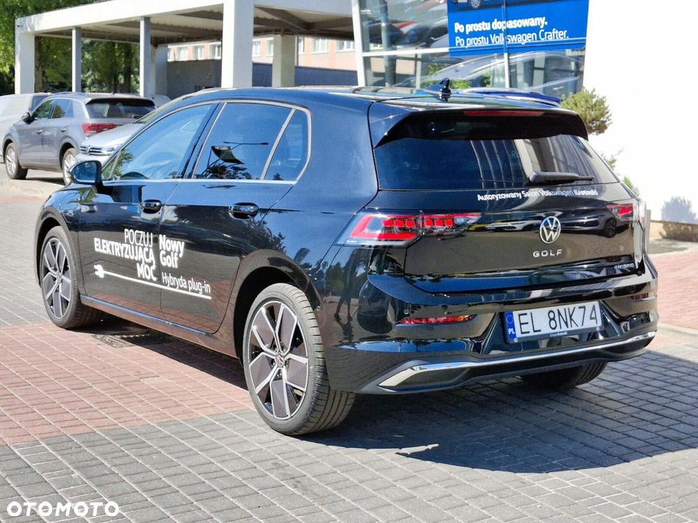 Volkswagen Golf - 5