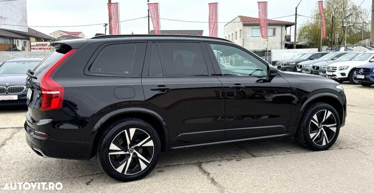 Volvo XC 90 - 9