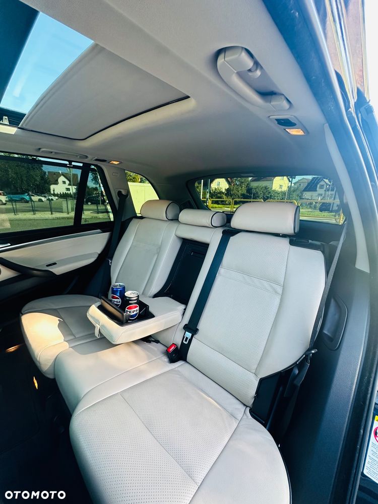 BMW X5 4.8i - 19