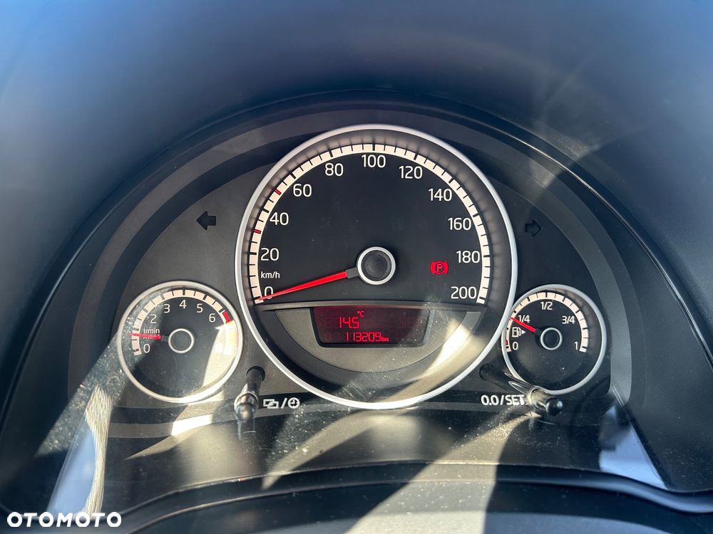 Volkswagen up! 1.0 high - 9