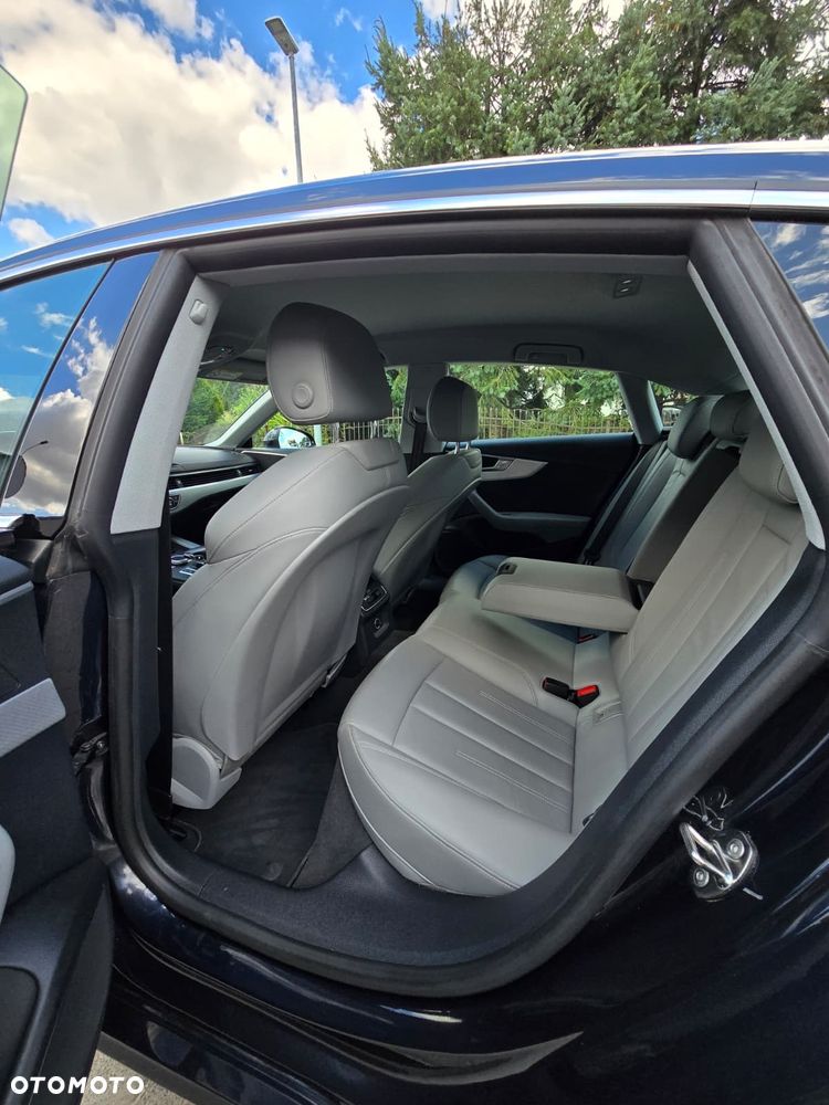 Audi A5 Coupe 2.0 TDI S tronic sport - 19