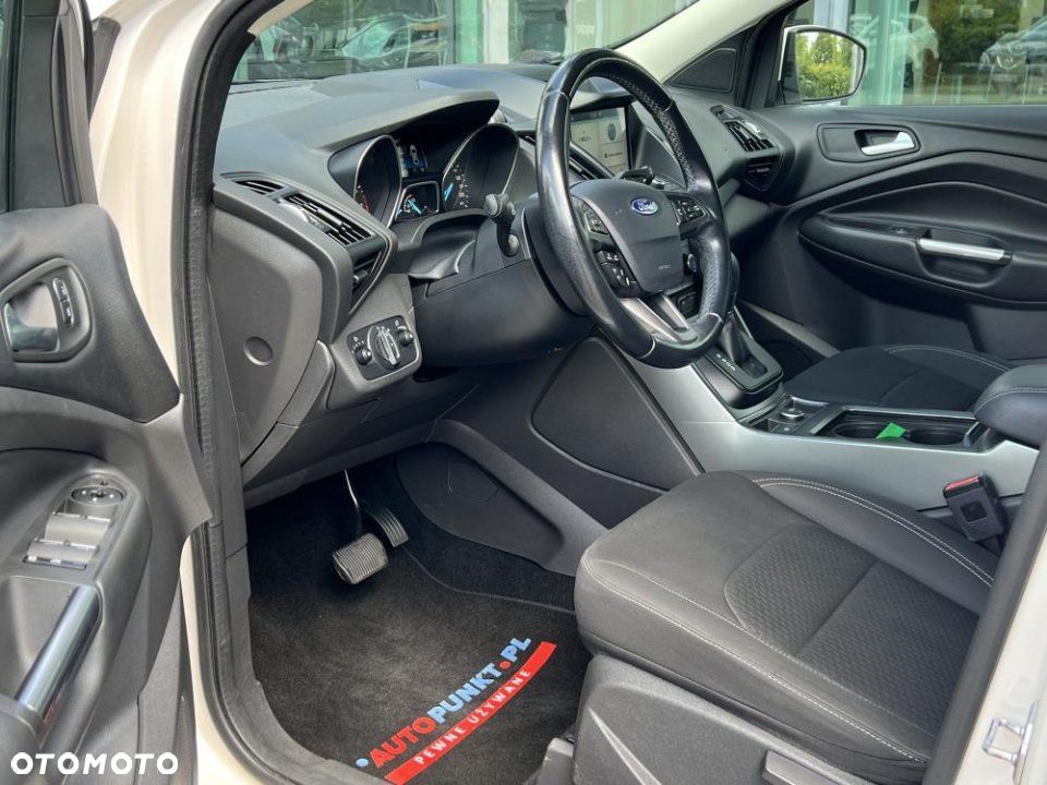 Ford Kuga - 9
