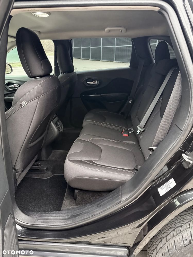 Jeep Cherokee 2.0 MJD Active Drive I Longitude - 22