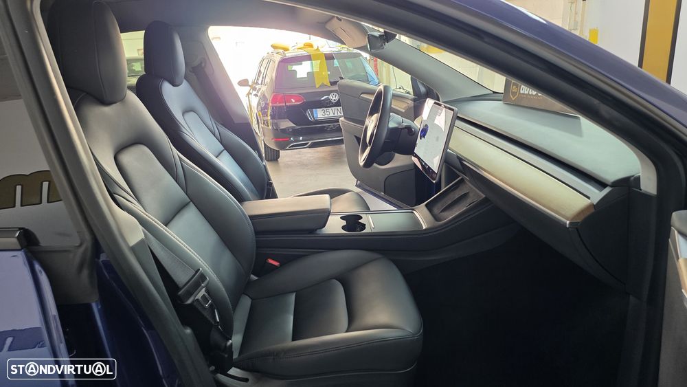 Tesla Model Y Long Range Tração Integral - 28