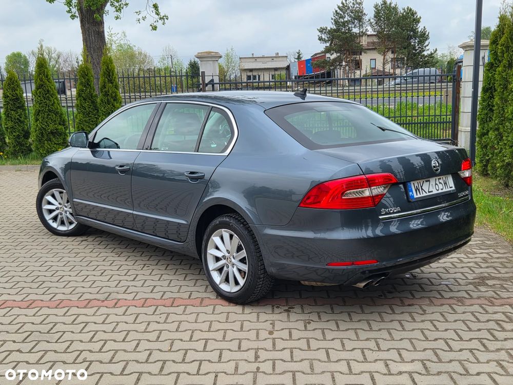 Skoda Superb 2.0 TDI Ambition - 3