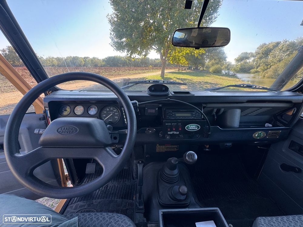Land Rover Defender 110 2.5 TDi Metal Top - 12