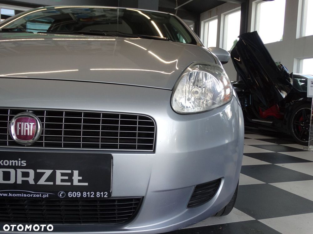 Fiat Grande Punto - 32