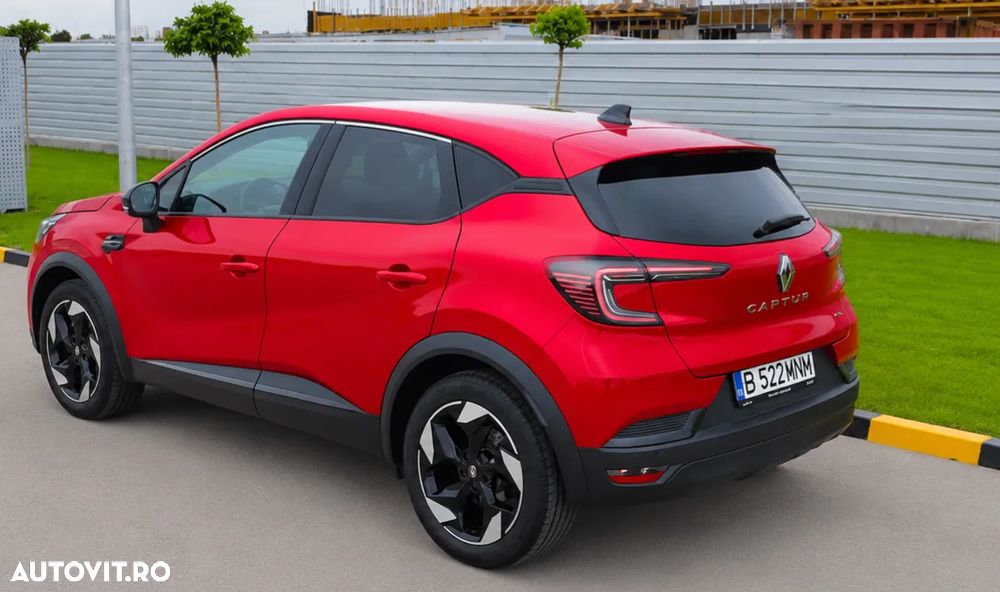 Renault Captur E-TECH Full 145 Techno - 4
