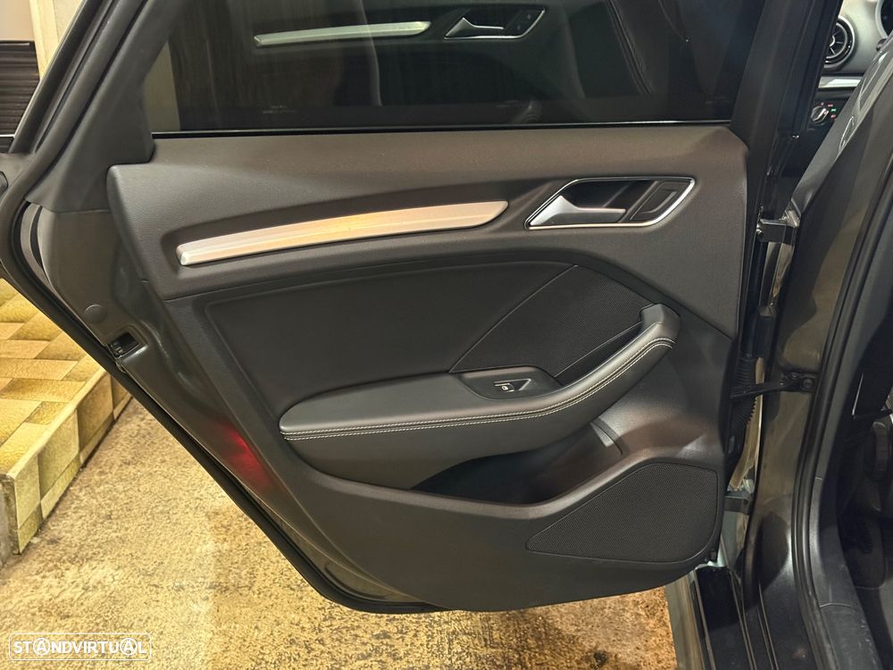 Audi A3 Limousine 1.6 TDI S-line S tronic - 17