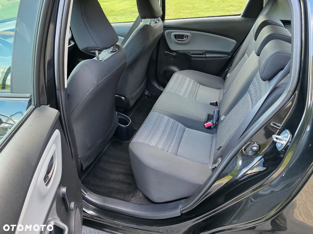 Toyota Yaris 1.0 Premium - 21