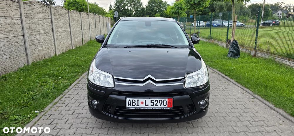Citroën C4 1.4 16V Advance - 5