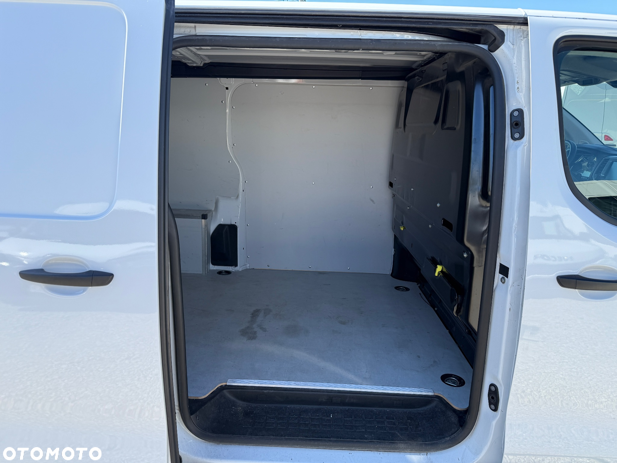 Fiat SCUDO Long 2.0 145KM/Automat/Klima/Navi/Kamera/Skórzana kierownica/bogata wersja/Niemcy - 9