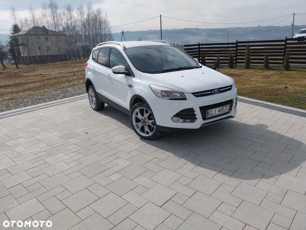 Ford Kuga - 1