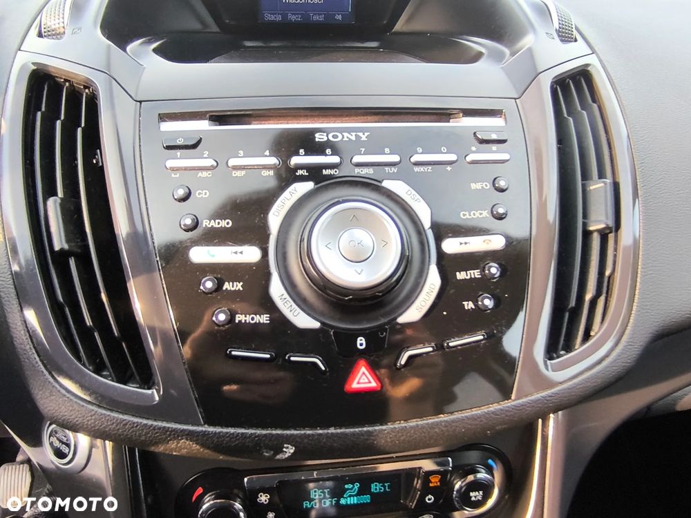 Ford Kuga 2.0 TDCi FWD Titanium - 29