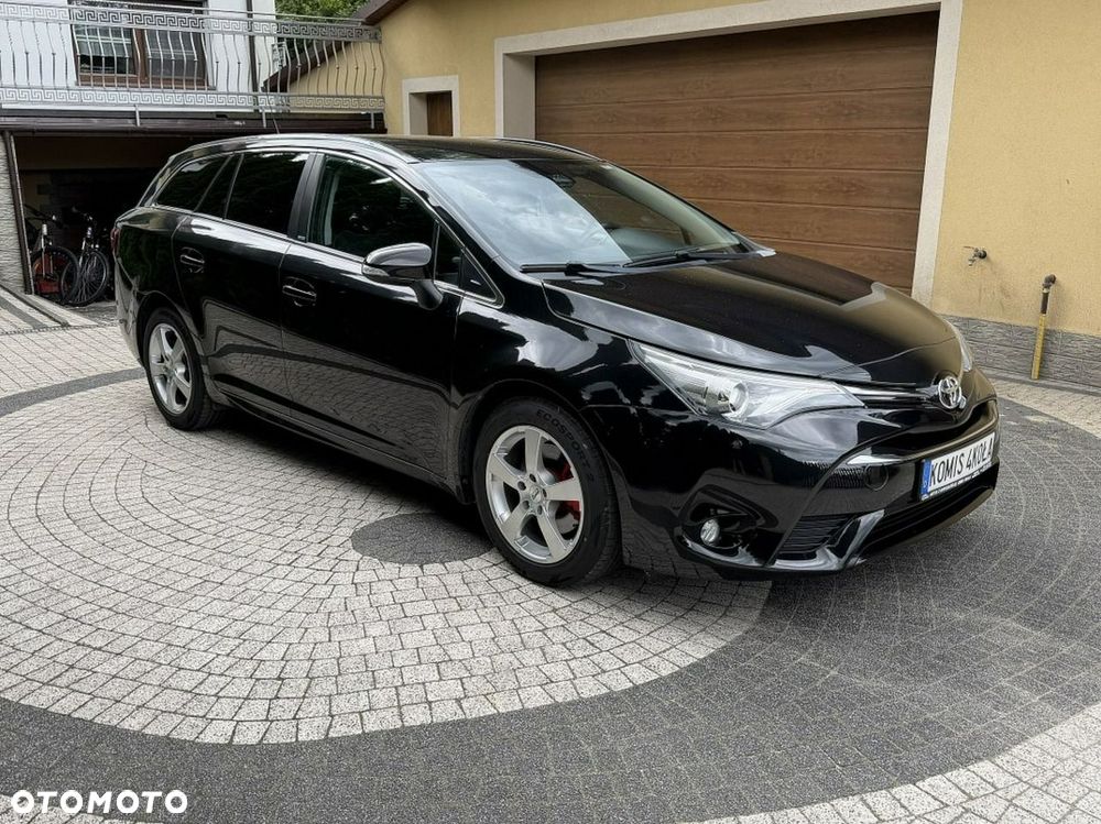 Toyota Avensis - 7