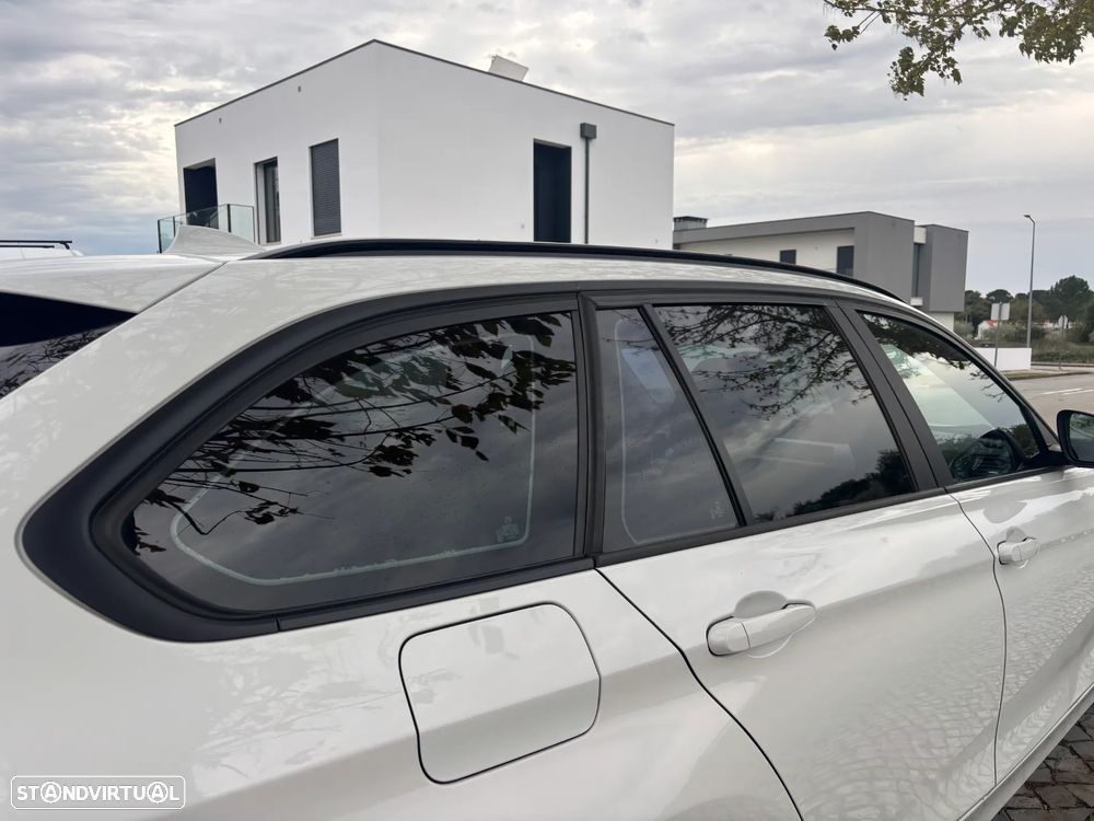 BMW 316 d Touring Line Sport - 28