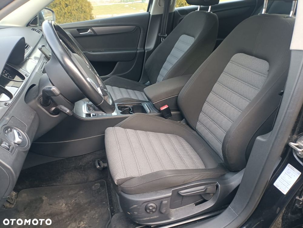Volkswagen Passat Variant 2.0 TDI BlueMotion Technology Comfortline - 17
