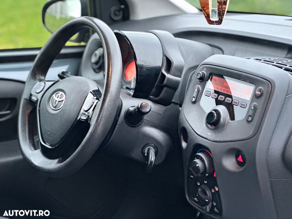 Toyota Aygo 1.0 VVY-I 5 usi X - 20