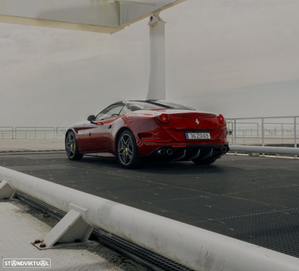Ferrari California T - 4