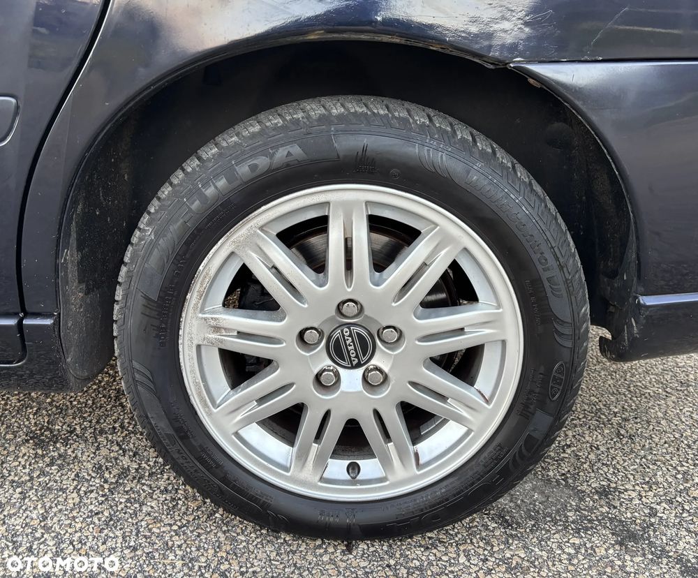 Volvo V70 2.4 Momentum - 14