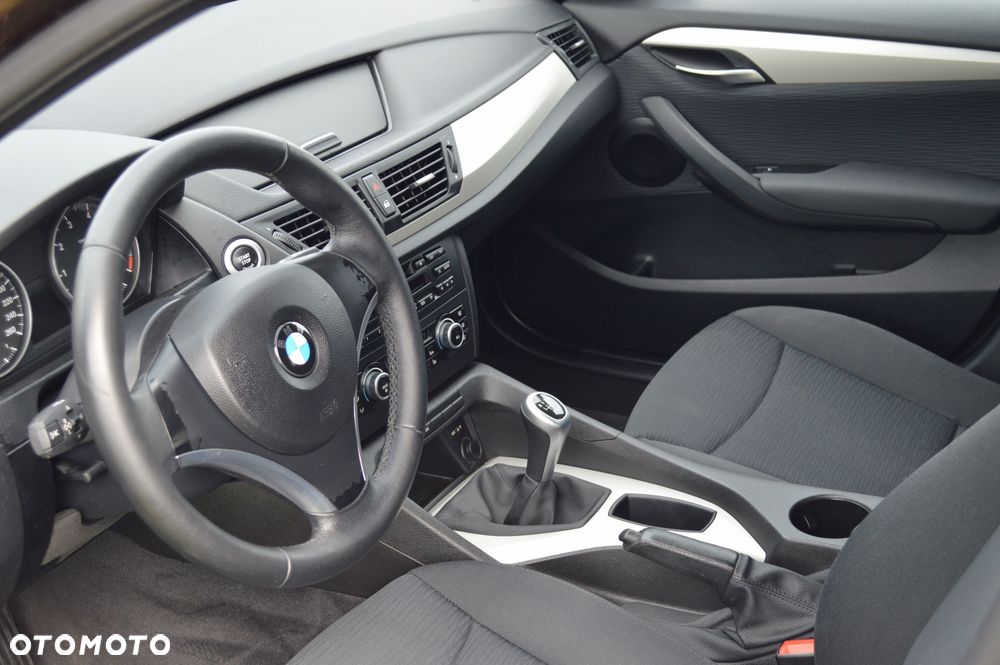 BMW X1 sDrive18i - 22
