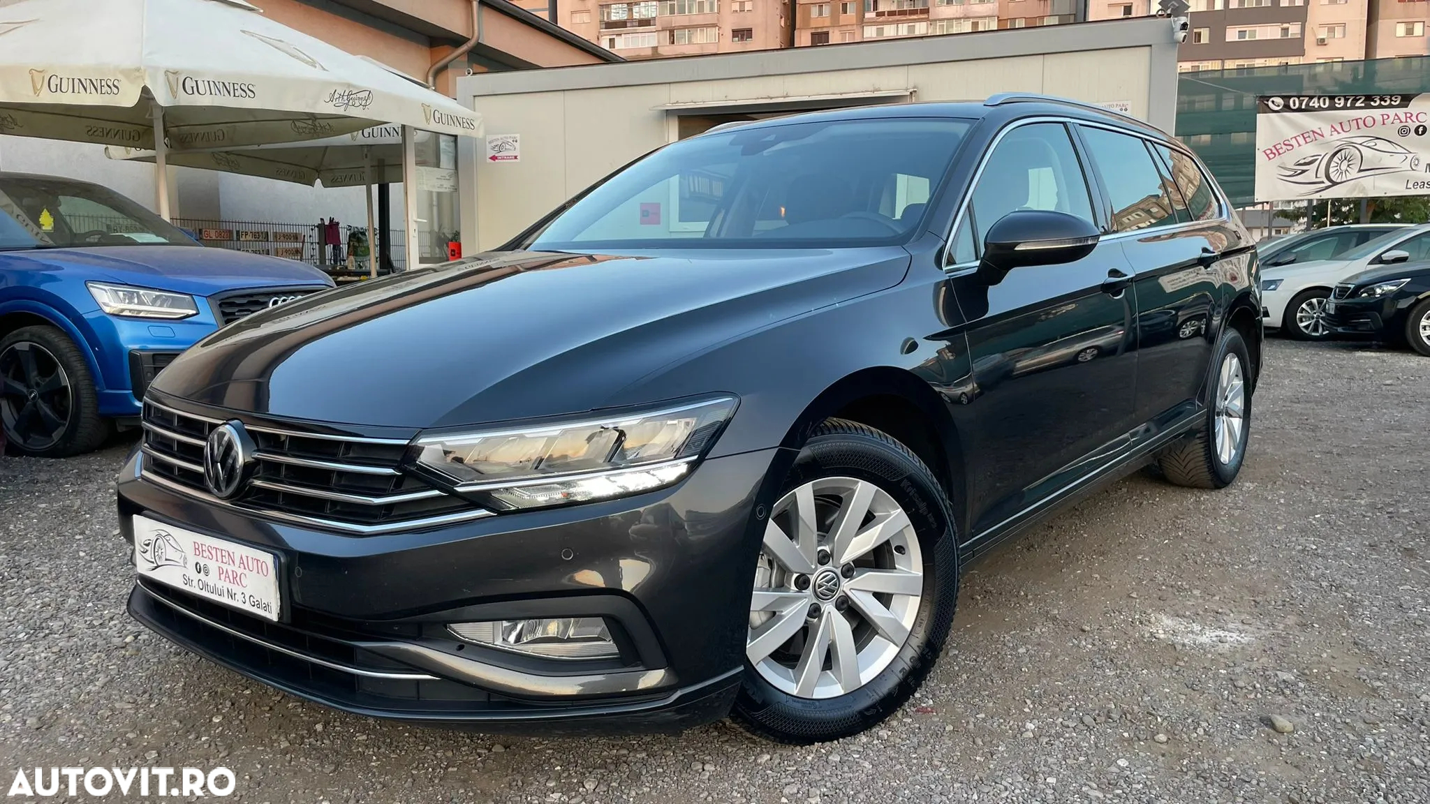 Volkswagen Passat - 36