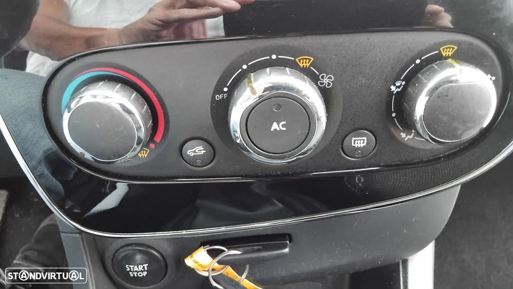 Renault Clio Sport Tourer 1.5 dCi Confort - 12