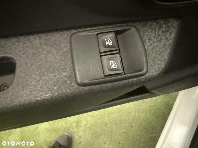 Dacia Dokker 1.5 Blue dCi Laureate - 12
