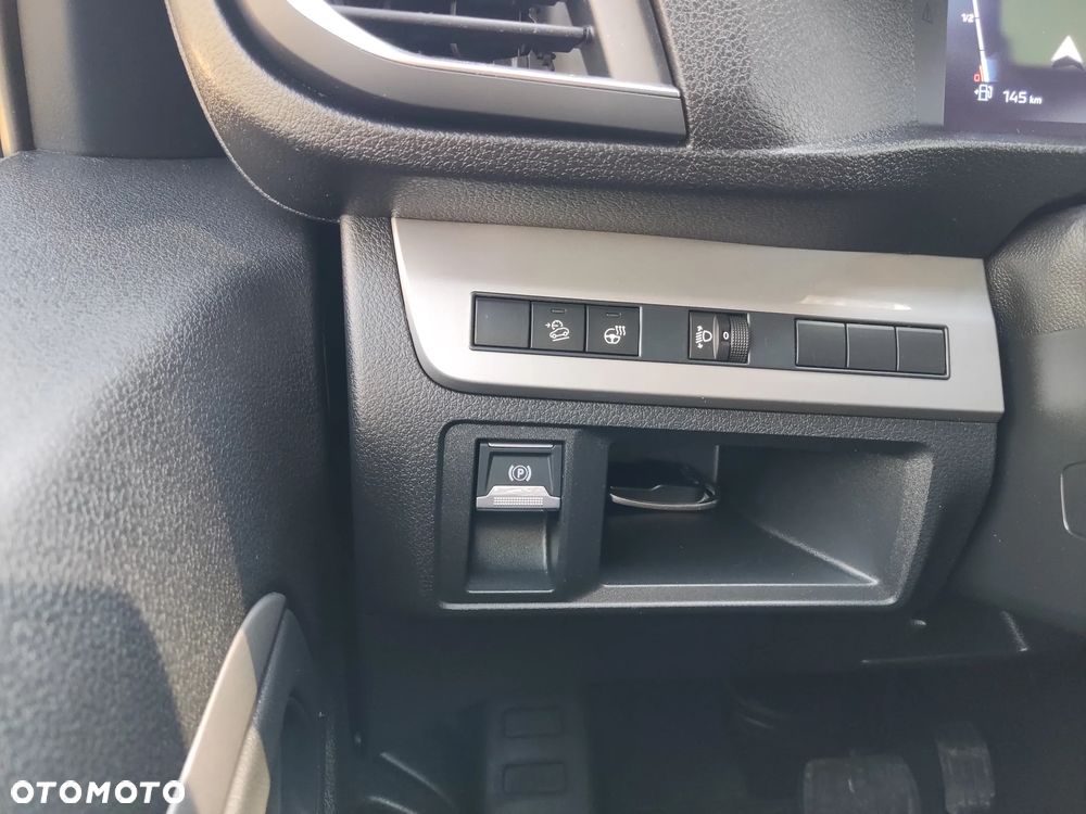 Peugeot Traveller 2.0 BlueHDi Long Business EAT8 - 22