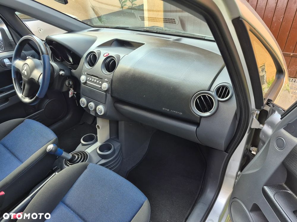 Mitsubishi Colt 1.3 Motion Plus - 6