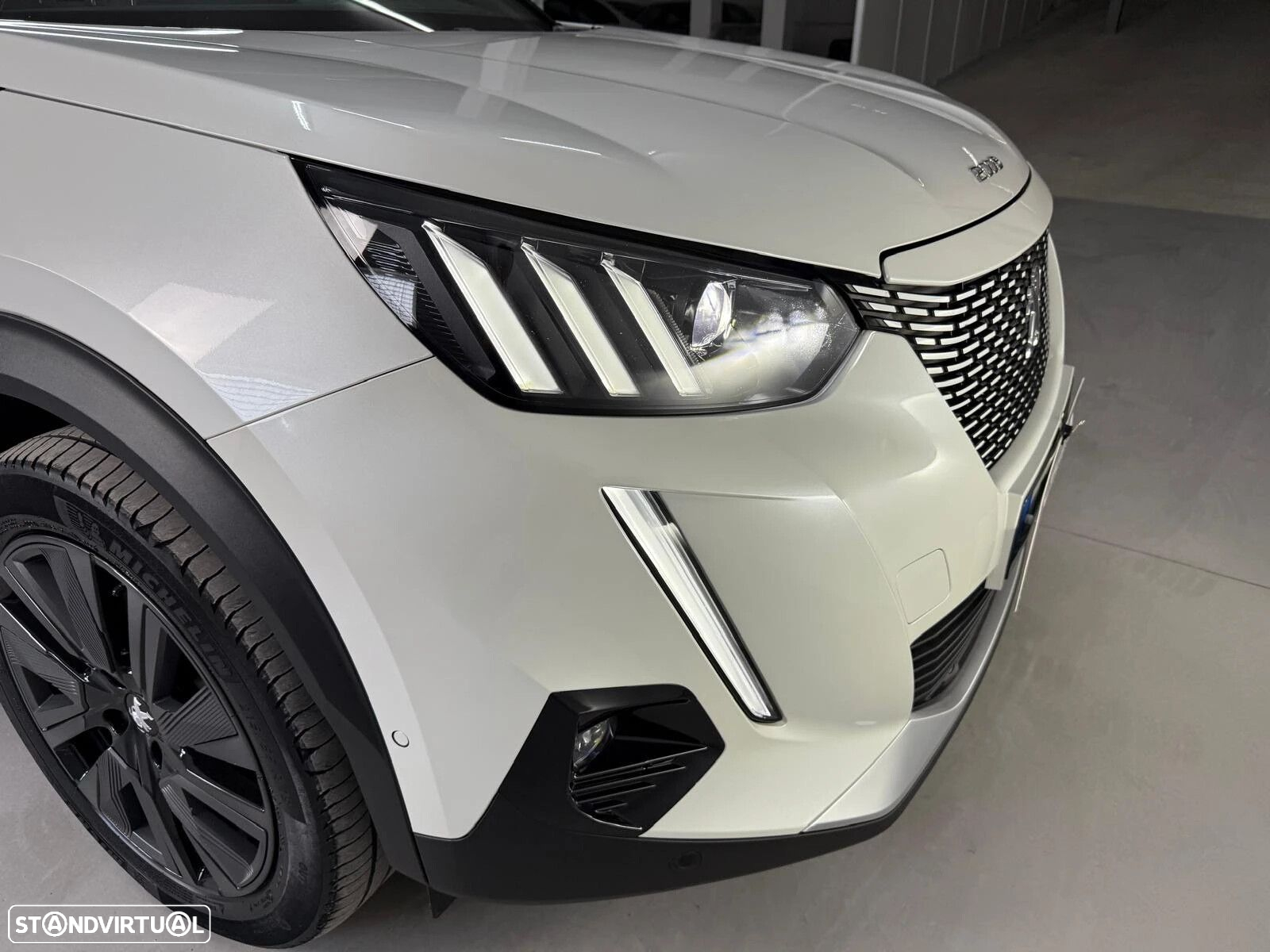 Peugeot e-2008 50 kWh GT Line - 18