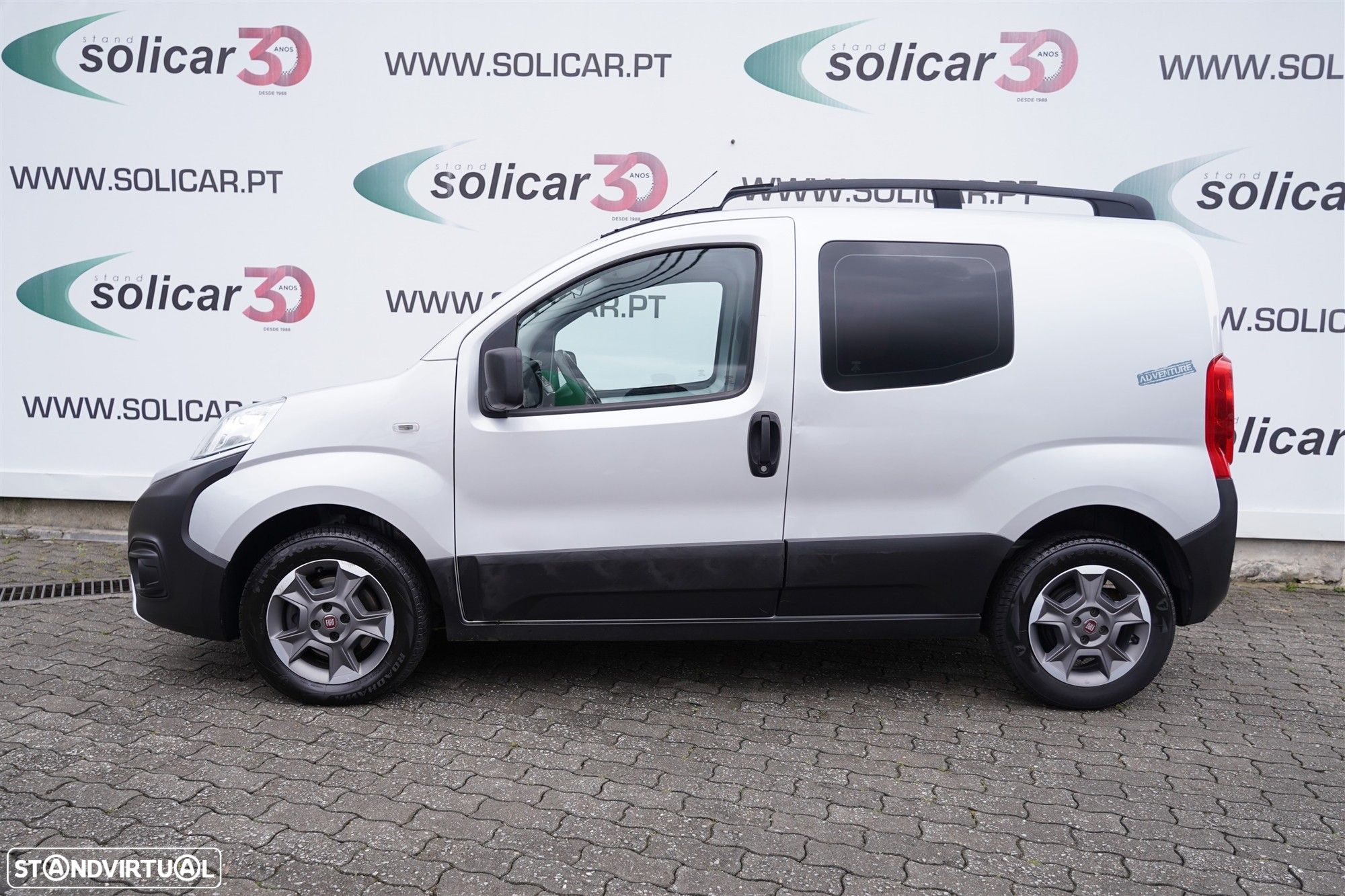 Fiat Fiorino 1.3 M-jet Adventure - 10