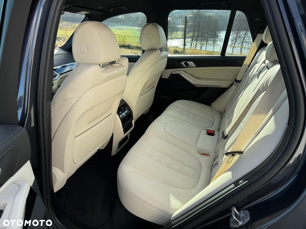 BMW X5 xDrive40i sport - 21