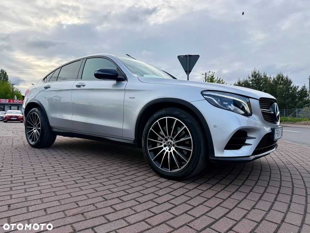 Mercedes-Benz GLC 220 d 4Matic 9G-TRONIC AMG Line - 29