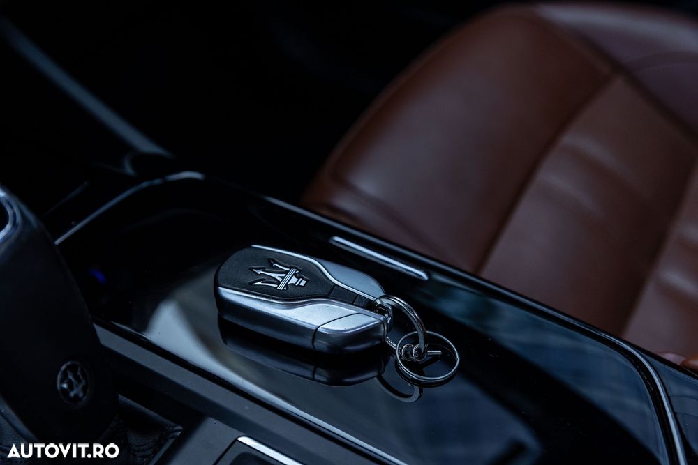 Maserati Levante S Q4 - 21