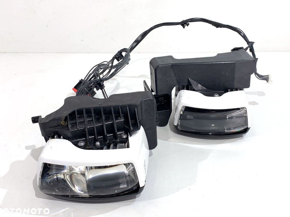 MODUŁ LED SOCZEWKA  RENAULT MEGANE IV liftback (B9A/M/N_) 2015 - 2022 1.5 Blue dCi 115 (B9A6) 85 kW - 1