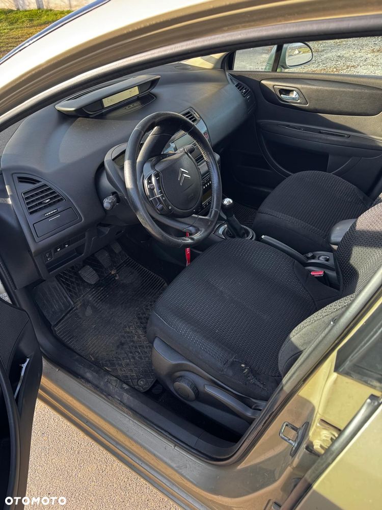 Citroën C4 1.6 HDi SX - 4