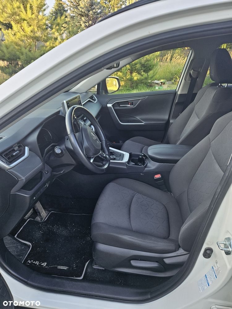 Toyota RAV4 - 4