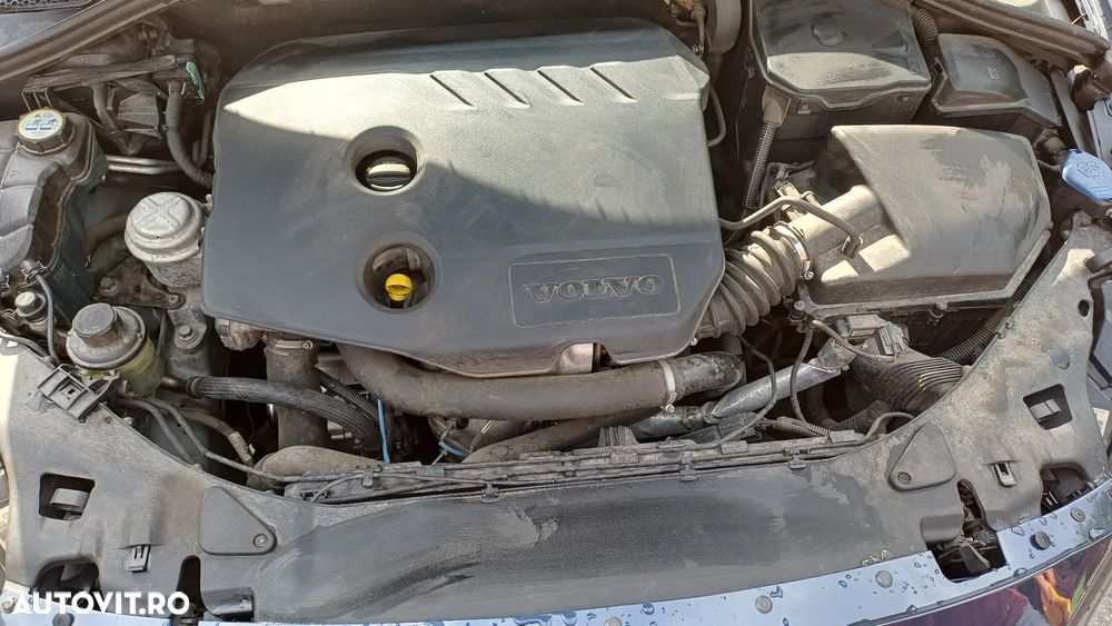 Volvo V60 DRIVe Start-Stop Basic - 28