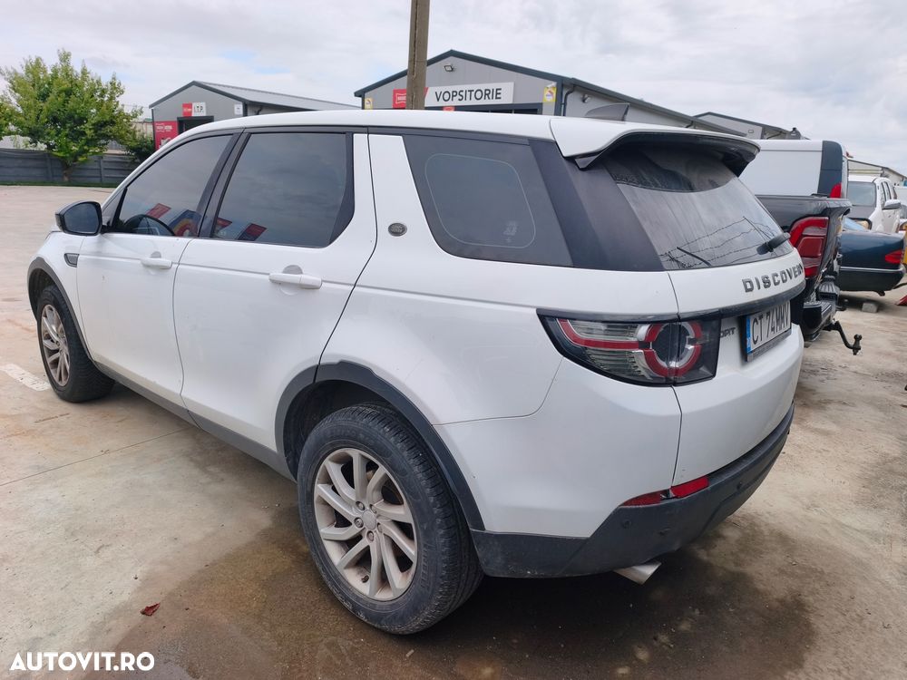 Land Rover Discovery Sport - 3