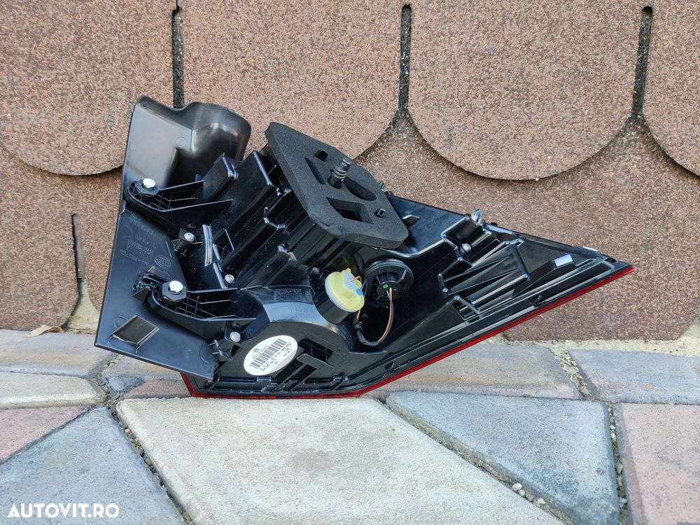 Stop Lampa stanga spate de pe aripa Vw Volkswagen Tiguan 2 II 2016-2020 - 5NA945095 - 5